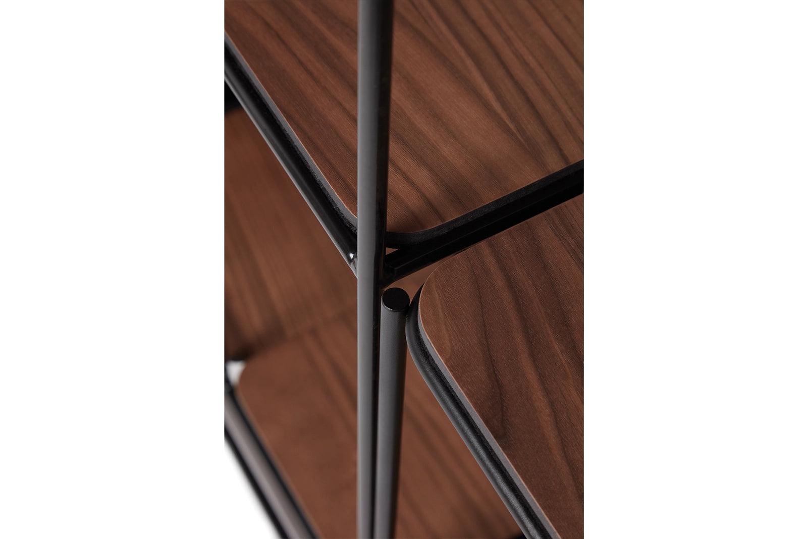 Lines Walnut - Refurbished