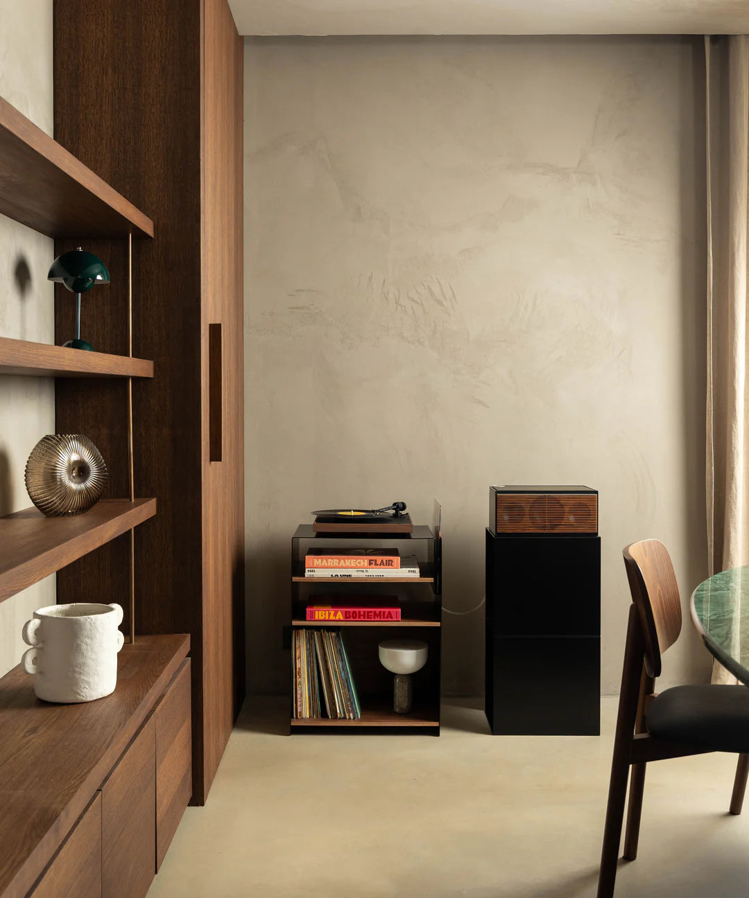 La Console Vinyles Haute - Black & Walnut - Loia
