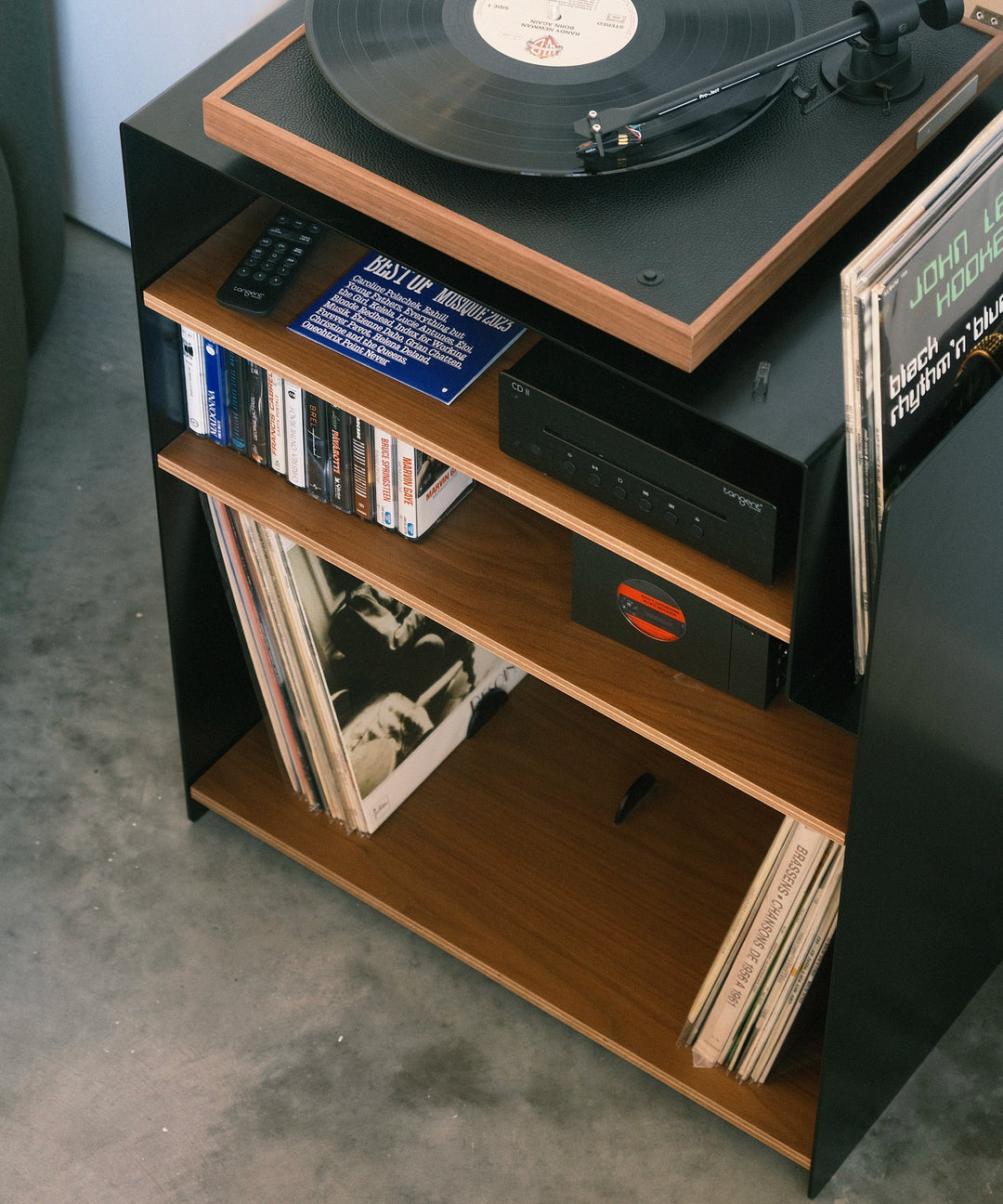 La Console Vinyles Haute - Black & Walnut - Loia