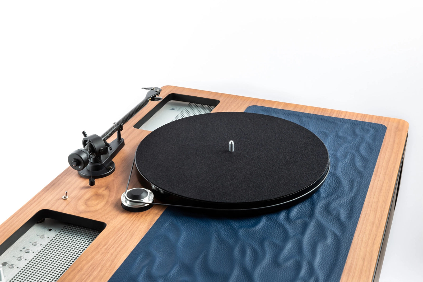 LX Turntable Supakitch Walnut