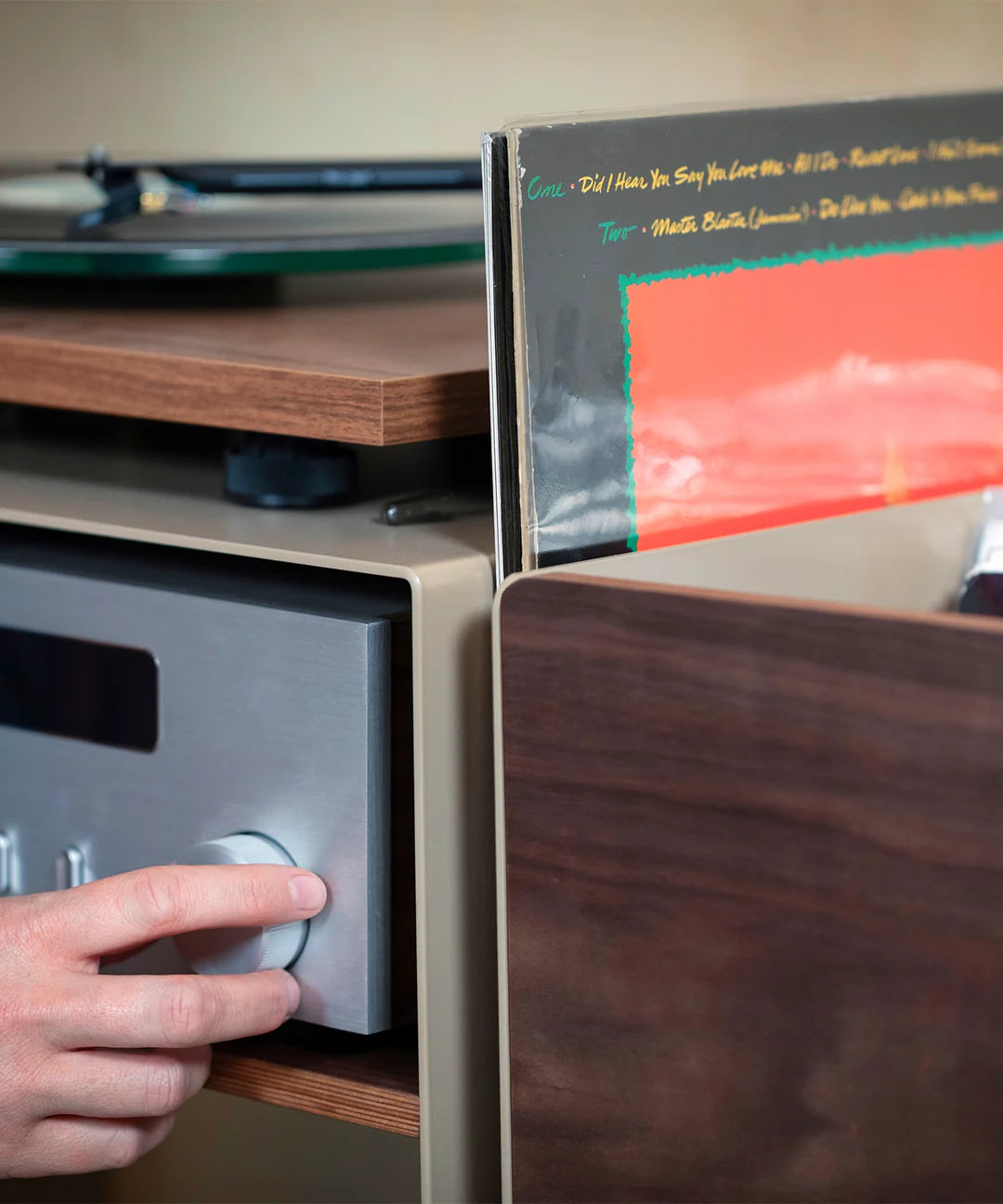 Console per basso in vinile - tortora  e noce - Loia
