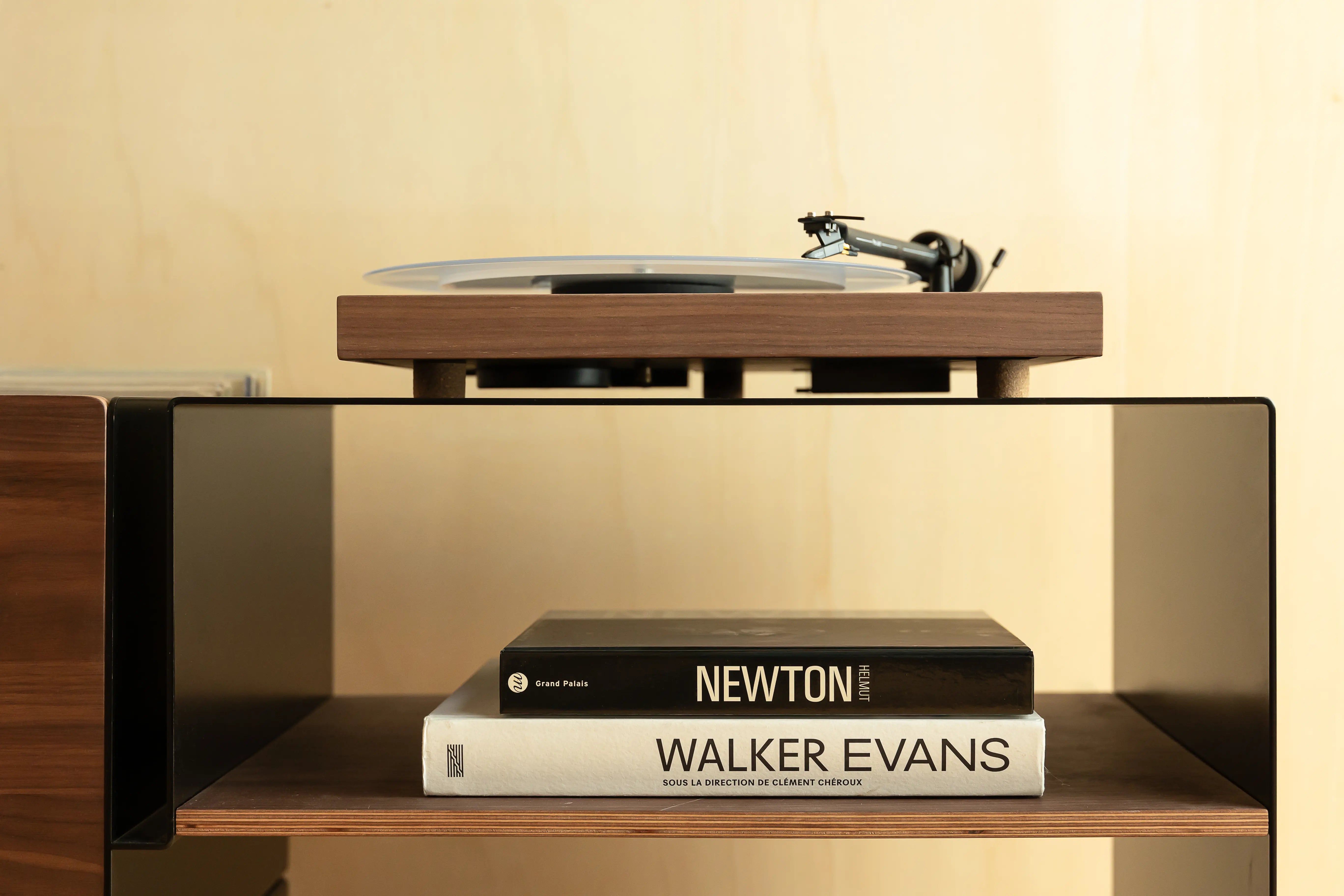 La Console Vinyles Basse - Noir & Noyer